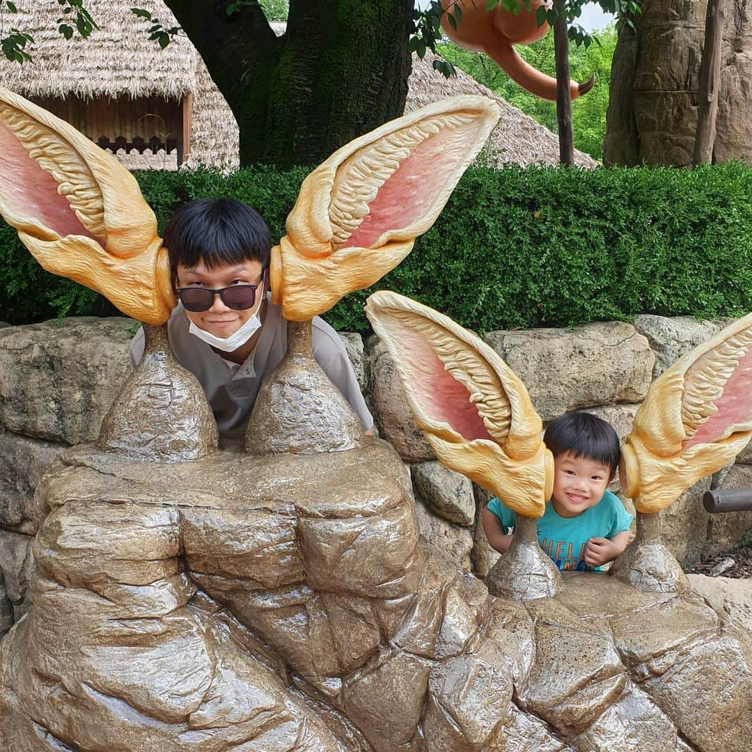 セイジュンさんのインスタグラム写真 - (セイジュンInstagram)「The largest amusement park in Korea is near my house.  #에버랜드 근처에 산다는 것. 연간회원권 끊은 첫 날.」7月10日 23時33分 - seijun_yang