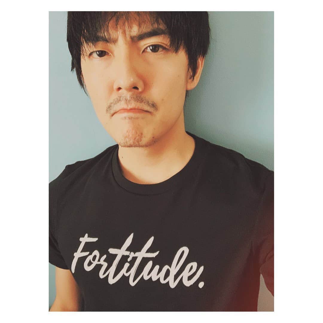 長田成哉のインスタグラム：「「髭再建中」」
