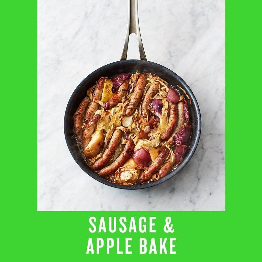 ジェイミー・オリヴァーさんのインスタグラム写真 - (ジェイミー・オリヴァーInstagram)「On tonights *NEW EPISODE* of  #QuickAndEasyFood @channel4 8pm!  💚 Sausage & Apple Bake 💚 Hot-smoked salmon pasta 💚 Cherry chard wild rice 💚 Spiced Whole Roast Cauliflower」7月11日 2時00分 - jamieoliver