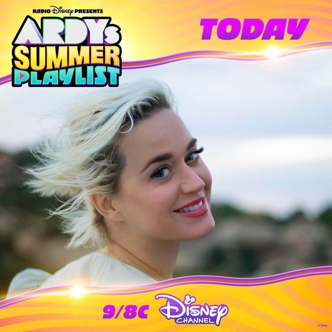 アメリカン・ブロードキャスティング・カンパニーのインスタグラム：「Catch @radiodisney Presents #ARDYs Summer Playlist tonight at 9|8c with #AmericanIdol's @katyperry and #AmericanHousewife's @megdonnelly! It’s part of @disneychannel’s biggest night of music!」