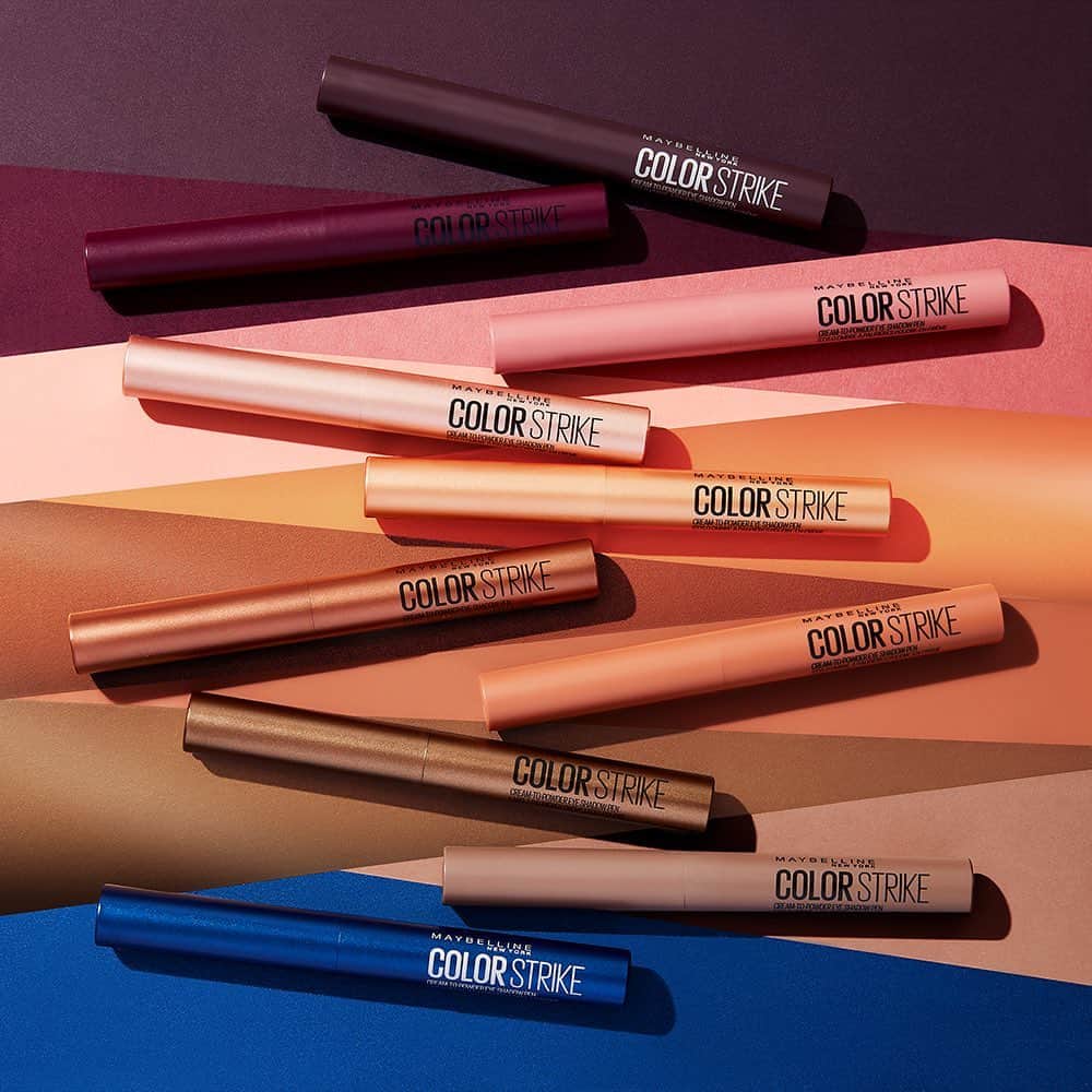 Maybelline New Yorkさんのインスタグラム写真 - (Maybelline New YorkInstagram)「Let your eyes steal the spotlight with our #colorstrike eyeshadow pens! The cream formula dries down to powder, won’t fade in the summer heat and there’s no fallout! Which one of these shades are you excited to try? 👀」7月11日 2時08分 - maybelline