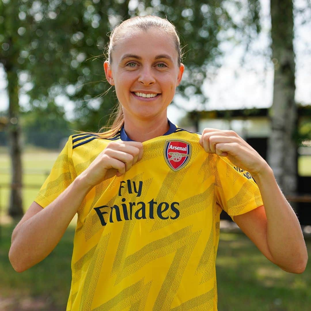 Arsenal Ladiesさんのインスタグラム写真 - (Arsenal LadiesInstagram)「🥁 Our new No 16... @noelle_maritz 👋 #Arsenal #WeAreTheArsenal #COYG」7月11日 2時51分 - arsenalwfc