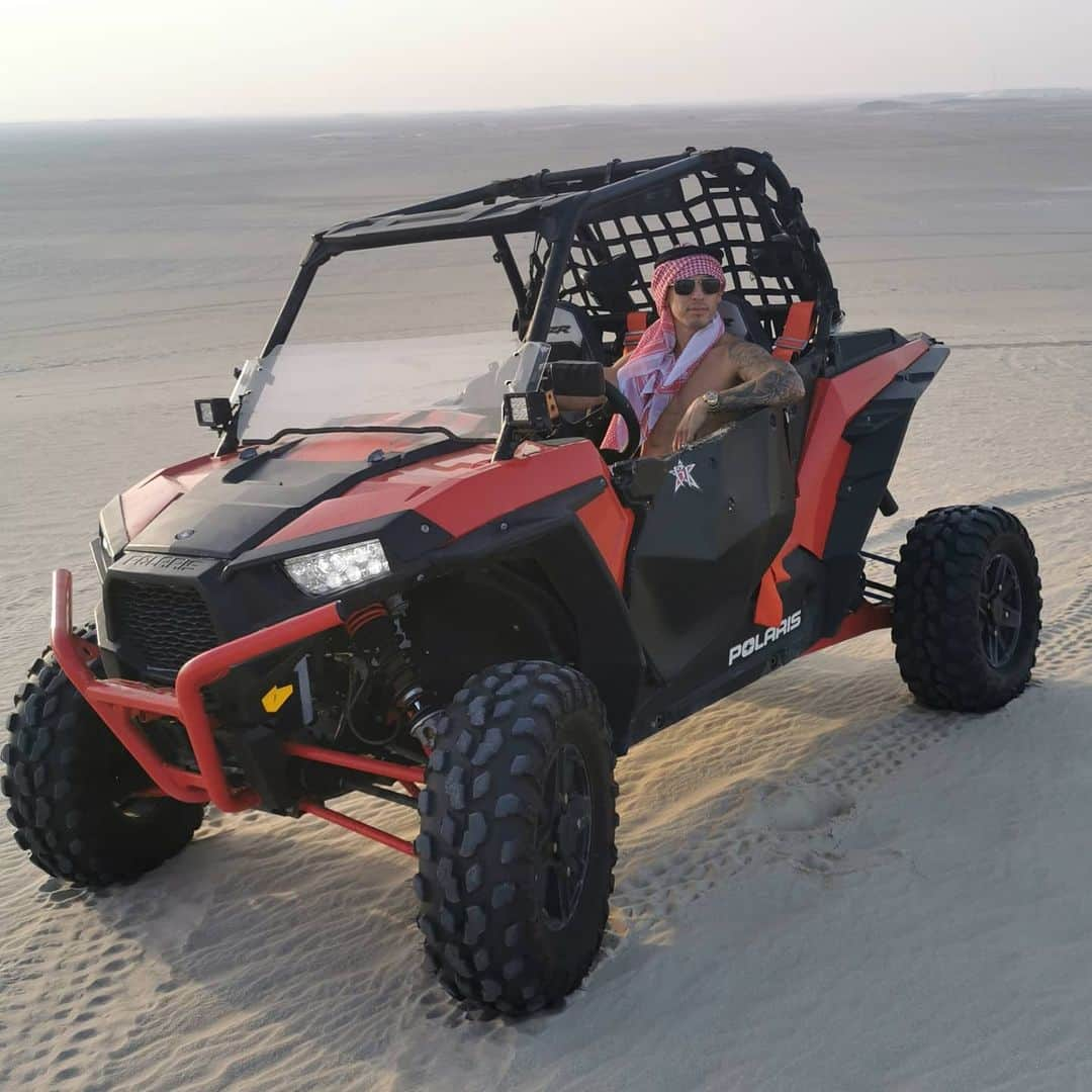 エルナン・ペレスさんのインスタグラム写真 - (エルナン・ペレスInstagram)「My moment #desierto #qatar #sealine #doha #peopleandqatar」7月11日 4時16分 - hernan_perez17