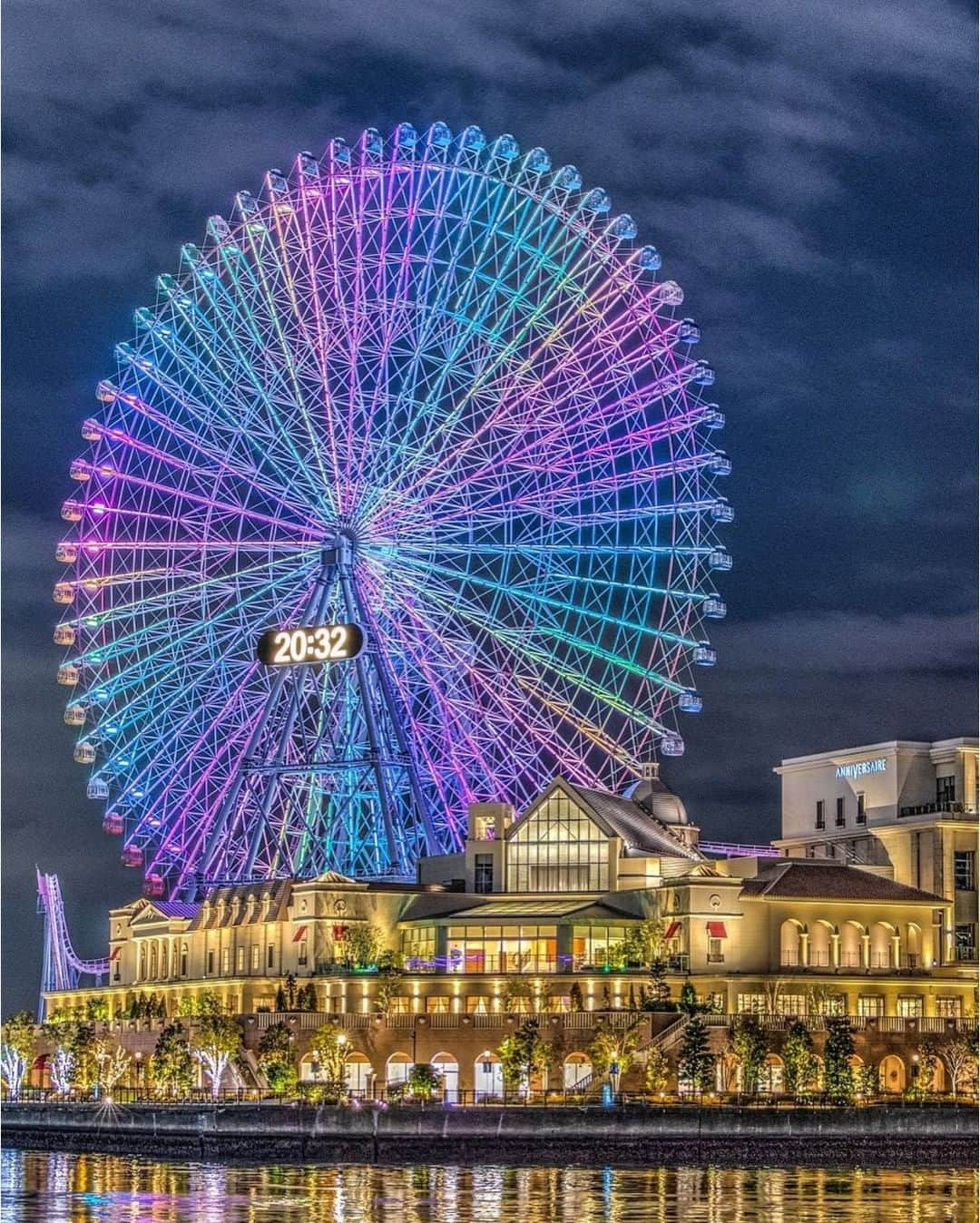 東京カメラ部 横浜分室さんのインスタグラム写真 - (東京カメラ部 横浜分室Instagram)「Photo by @yukio_2015⠀ 「日本丸メモリアルパークより」⠀ https://www.instagram.com/p/CAkZ5vDgDUV/⠀ .⠀ いいね！＆コメント大歓迎！⠀ ※投稿に関するご注意・ポリシーは東京カメラ部に準じます。詳しくは下記をご覧ください。⠀ http://app.minpos.com/fb/willvii/camera_jpn/static/guideline⠀ .⠀ #みなとみらい線フォト散歩 #みなとみらい線フォトさんぽ #みなとみらい線 #横浜 #新高島 #みなとみらい #馬車道 #日本大通り #元町中華街 #yokohama #東京カメラ部 #Japan #photo #写真 #日本⠀ Follow: @TCC.Yokohama⠀ .⠀ ※皆様、政府、自治体など公的機関の指示に従った行動をお願いします。⠀ 東京カメラ部および分室では、写真を「見る楽しみ」を提供することを通して、微力ながら皆様にわずかな時間でも癒しをお届けしたいと思っております。」7月11日 11時00分 - tcc.yokohama