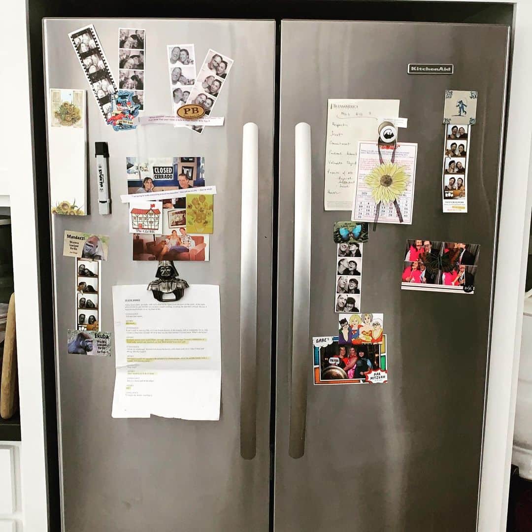 レスリー・フェラさんのインスタグラム写真 - (レスリー・フェラInstagram)「My fridge tells a story. It’s covered in magnets from my travels and meaningful photos. Little known fact about me — I collect photo booth strips. It’s my obsession. The first pics are of me, my hubby Ned, and in-laws. It’s a challenge fitting into a booth with four people, let me tell you. But we did it! The Boothbay Harbor magnet reminds me of our trip together to Maine. I fell in love with Maine during that trip and grew even closer to my in-laws. It’s my dream to have a shack there someday by the ocean and do nothing but read books 📚 , walk along the water 🌊 , watch old movies 🎥 , sit by the fire 🔥, and write. The next photos are of Ned and me from our favorite photo booth in Pismo Beach (hence, the PB magnet). We stop there on our way back from Cambria to go bowling 🎳 , play air hockey, walk along the ocean, swing (yes, there is a great swing set right on the ocean), and always take a photo in the same photo booth. The third set of photos are early pics of us before we were married - our first trip to Cambria and in the house we first moved into together. The fourth is from a photo booth at San Diego Zoo. Ned and I love going to the zoo - I particularly love the gorillas 🦍. The fifth is a piece of script from “Two Henrys”, written by my friend @bykennethjones - Ned and I loved doing that play together.  Next, Mel’s Big 7 - requirements in marriage and golden rules to live by from a rabbi my friend saw before her wedding. The flower was made by my goddaughter. The next is photo strip of me and my dear friend @emma.perryman who lives all the way in London. We speak almost everyday. I don’t get to see her very often, but when I do we always have so much fun together. The magnet is a replica of an old kitchen tile from Amsterdam, where we traveled together last year. The eight photo is Ned and I being silly at a wedding we attended. And the last collage is another photo strip from Pismo Beach, a photo from a friend’s son’s Bar Mitzvah.  I ❤️ The Golden Girls - and I found that awesome magnet in a store in Palm Springs and just had to have it! Does your fridge tell a story? #fridgestories #fridgemagnets #lifeandlove #travel #friendship」7月11日 5時43分 - mslesleyfera