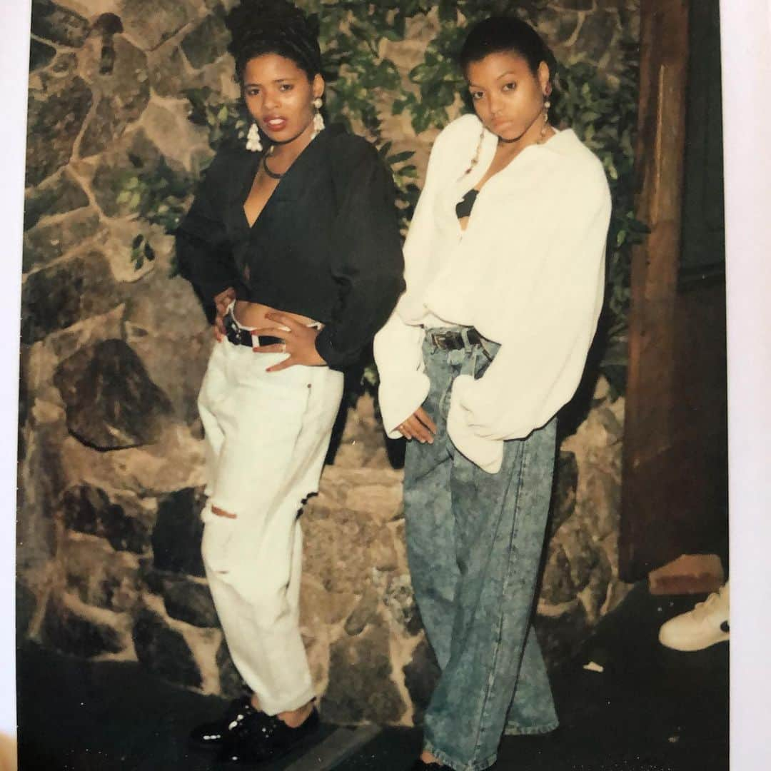 タラジ・P・ヘンソンさんのインスタグラム写真 - (タラジ・P・ヘンソンInstagram)「#FBF #1990 My other hittah TO THIS DAY @pam_c_collins She was grown I WAS NOT but she let me hang anyway #TheRitz #DCCLUBS #MrGPictures 😩 😂😂😂🙏🏾💋💋💋」7月11日 7時39分 - tarajiphenson