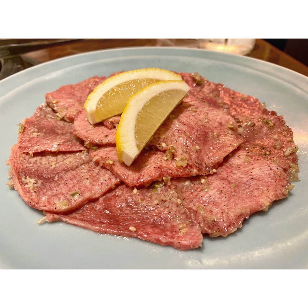 中田奈沙さんのインスタグラム写真 - (中田奈沙Instagram)「Yakiniku🍖🍚 やっぱり《静龍苑》のタンが一番好き🥰❤️ . #奈沙ログ #奈沙ログin清澄白河 #奈沙ログin森下  #歯はいらないシリーズ #飲めるシリーズ  #やっぱり米が好き #noricenolife  #yakiniku #kiyosumishirakawa #morishita #tokyo #foodie #foodporn #foodpic #foodstagram #foodgasm #instafood #sizzle #beef #焼肉 #静龍苑 #清澄白河 #森下 #東京 #激ウマ #悶絶 #腹パン #タン #ユッケ #ロース」7月11日 7時57分 - nasa_nakada