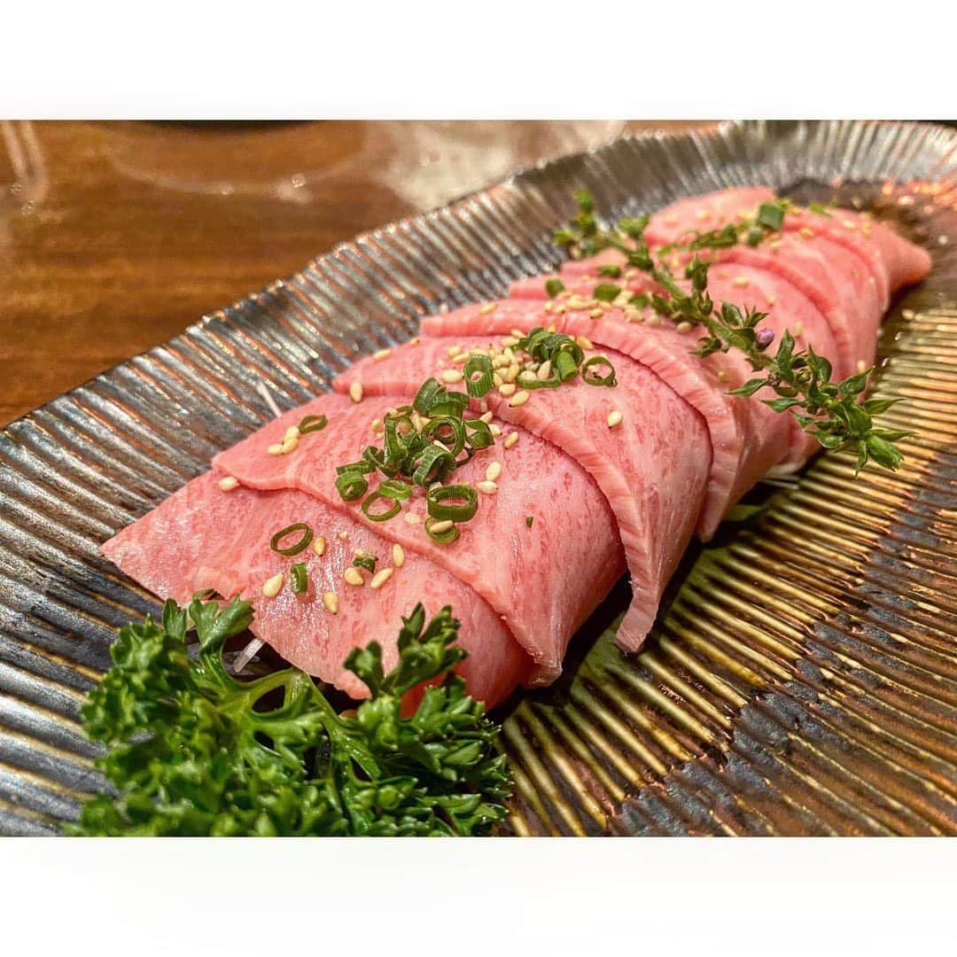 中田奈沙さんのインスタグラム写真 - (中田奈沙Instagram)「Yakiniku🍖🍚 やっぱり《静龍苑》のタンが一番好き🥰❤️ . #奈沙ログ #奈沙ログin清澄白河 #奈沙ログin森下  #歯はいらないシリーズ #飲めるシリーズ  #やっぱり米が好き #noricenolife  #yakiniku #kiyosumishirakawa #morishita #tokyo #foodie #foodporn #foodpic #foodstagram #foodgasm #instafood #sizzle #beef #焼肉 #静龍苑 #清澄白河 #森下 #東京 #激ウマ #悶絶 #腹パン #タン #ユッケ #ロース」7月11日 7時57分 - nasa_nakada