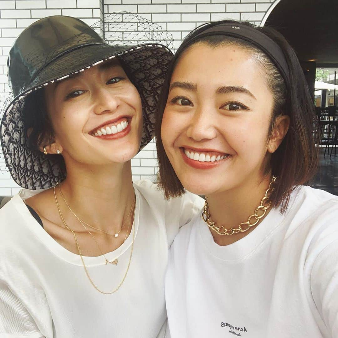 神山まりあさんのインスタグラム写真 - (神山まりあInstagram)「Sisters💋💋💋  #mom #family #love #happy #fun #sisters #神山姉妹 #5歳差姉妹 #永野」7月11日 8時23分 - mariakamiyama