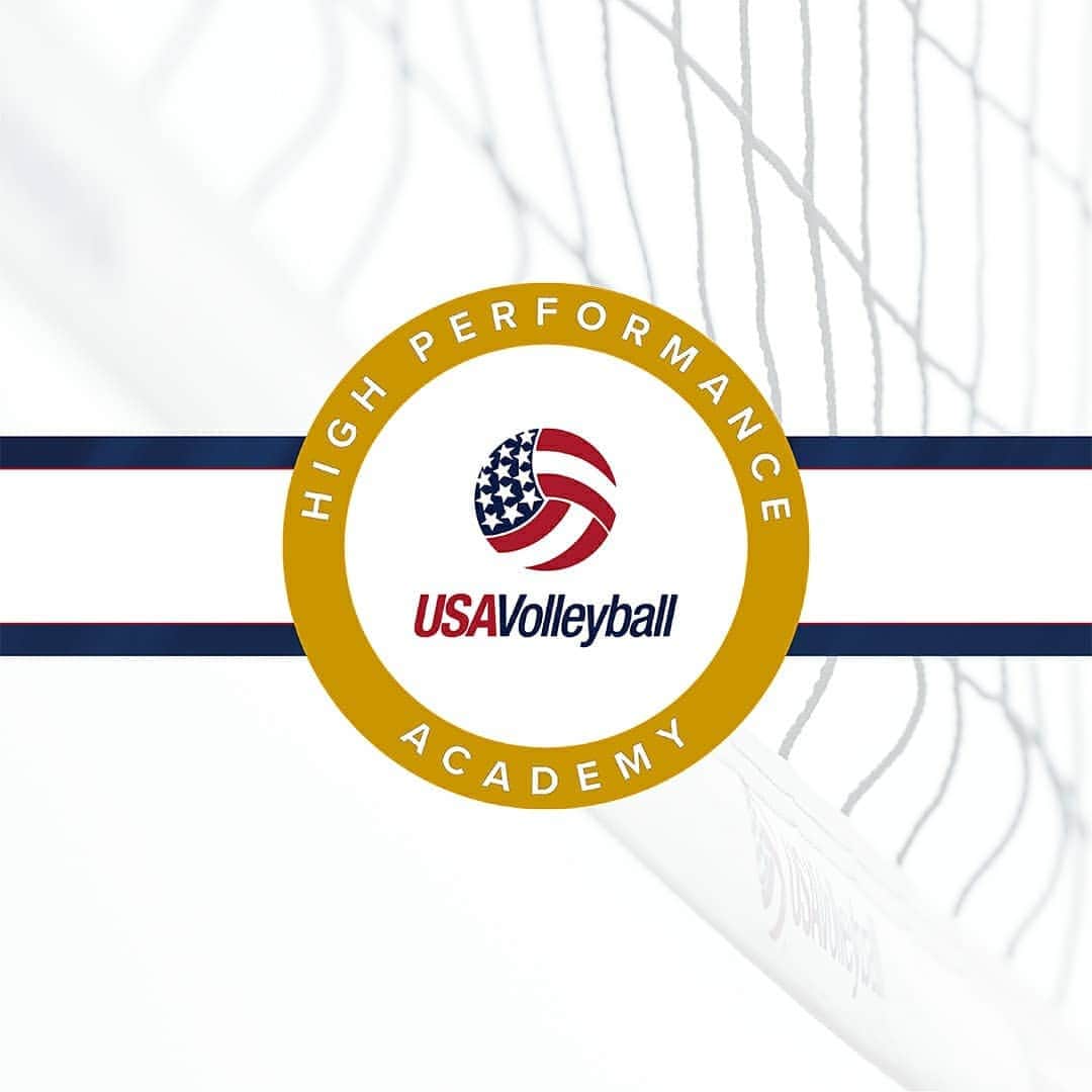 USA Volleyballさんのインスタグラム写真 - (USA VolleyballInstagram)「It's not too late to be a part of USAV's High Perfomance Academy. Use your time off the court to learn from Olympic athletes, coaches and experts. 🤩 - - - Link 🔗 for more info in our bio.」7月11日 8時36分 - usavolleyball