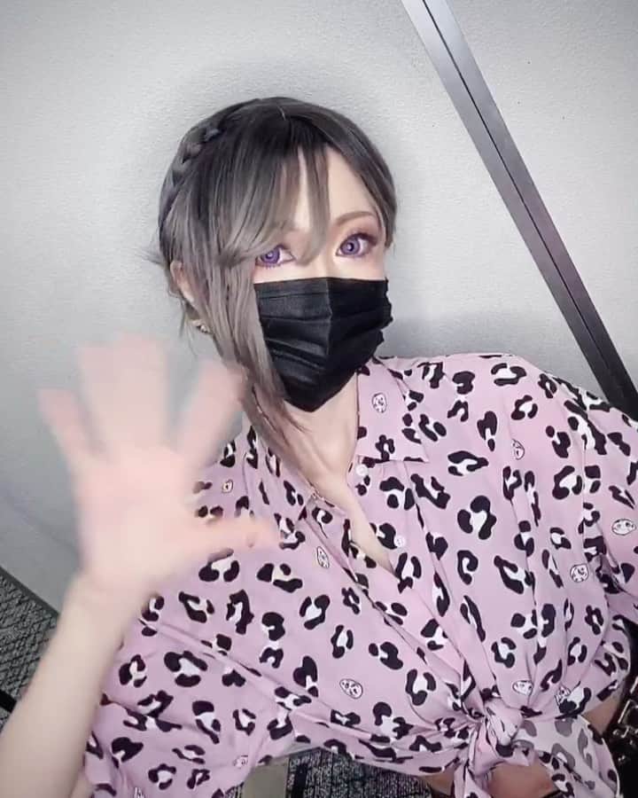 のインスタグラム：「マスクして頑張ろうね😷  https://twitter.com/chamomi017/status/1281799971587584002?s=21」