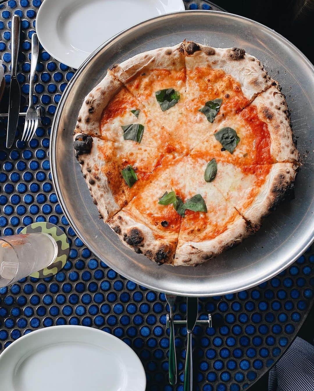 小西翼さんのインスタグラム写真 - (小西翼Instagram)「. 4人でシェアしたら いろいろ食べれるからうれしい🤤♥️ 最後のピザは メニューになかったけど、、、 お願いしたら作ってくださった🥺♥️ . #acehotel#京都旅」7月11日 19時38分 - tucha_k