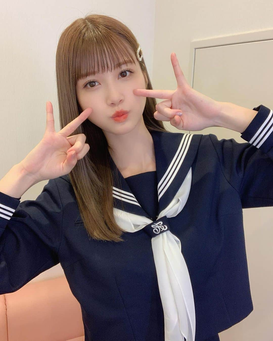 生見愛瑠さんのインスタグラム写真 - (生見愛瑠Instagram)「はっぴーす🏫」7月11日 19時35分 - meru_nukumi