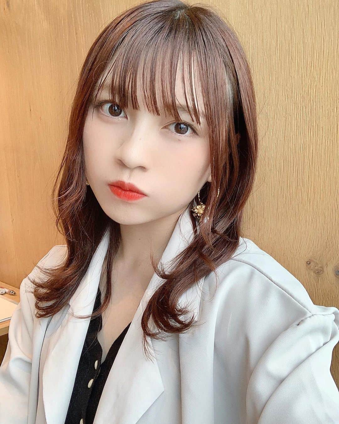 のインスタグラム：「message in English 🐇﻿ ﻿ How are you doing? ﻿ I have been collecting earrings recently.﻿ I enjoy choosing an earring everyday.﻿ ﻿ ﻿ Have a nice day! :^)﻿ ﻿ ﻿ ﻿ ﻿ 昨日の私服です👗♡ セットアップにハマっててこれもいっぱい気回せそう〜﻿！ ﻿ ピアスは誕生日プレゼントで頂いものでねとってもかわいくてお気に入り﻿ 🌼 ﻿ @mermaid_pink.official さんのアクセサリーは本当にかわいいんだよ…﻿ いつも有難うございます〜！¨̮ 🤍﻿ ﻿ ﻿  ﻿皆さん良い1日を！ ﻿ ﻿ ﻿ ﻿ ﻿ #私服#セットアップコーデ#セットアップ#夏コーデ#ななせのふく#silly_code#ootd @wasuta.world #wasuta #わーすた ﻿」