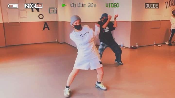 のインスタグラム：「I Got Time today, yeah, I Got Time...🦋🦋 @chrisbrownofficial  Dance wiz @rina3616256 💚 来週もおさらいと続きします🤟🏽 See you next week✨ @noadance_ebisu  #harukamuto #choreography #myclass #610choreography  #chrisbrown #igottime」