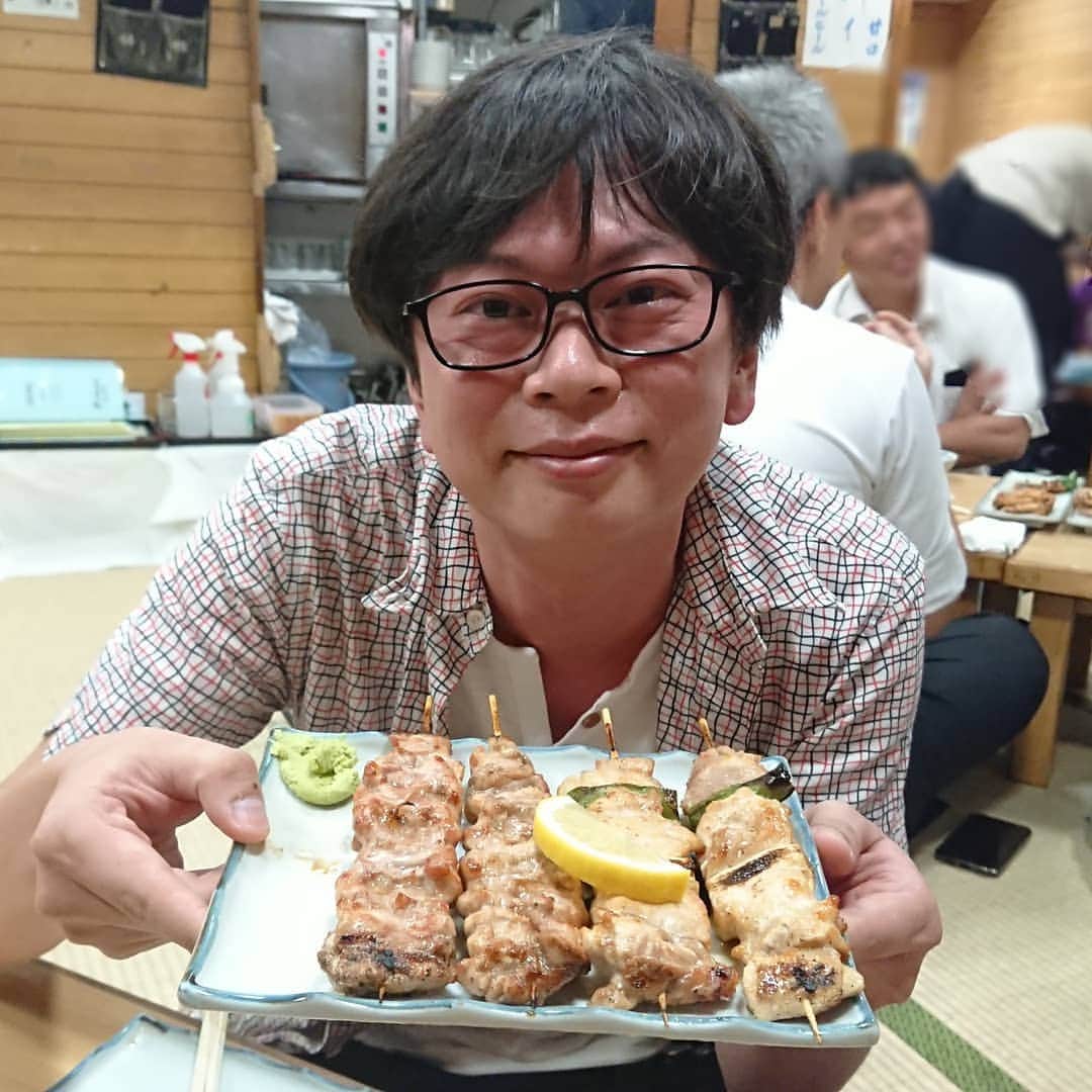佐藤大さんのインスタグラム写真 - (佐藤大Instagram)「秋田出身芸人で焼き鳥を食べに行って来ました。当たり前の事を言わせてもらいます。 焼き鳥って美味しいです。 #磁石永沢 #とんつかたん櫻田  #グランジ大 #渋谷鳥竹 #秋田出身芸人 #はトリオが多い」7月11日 12時11分 - satodaidaidai