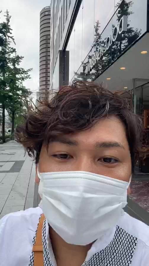 嵜本将光 のインスタグラム：「お陰様で大行列🙇🏻‍♂️」
