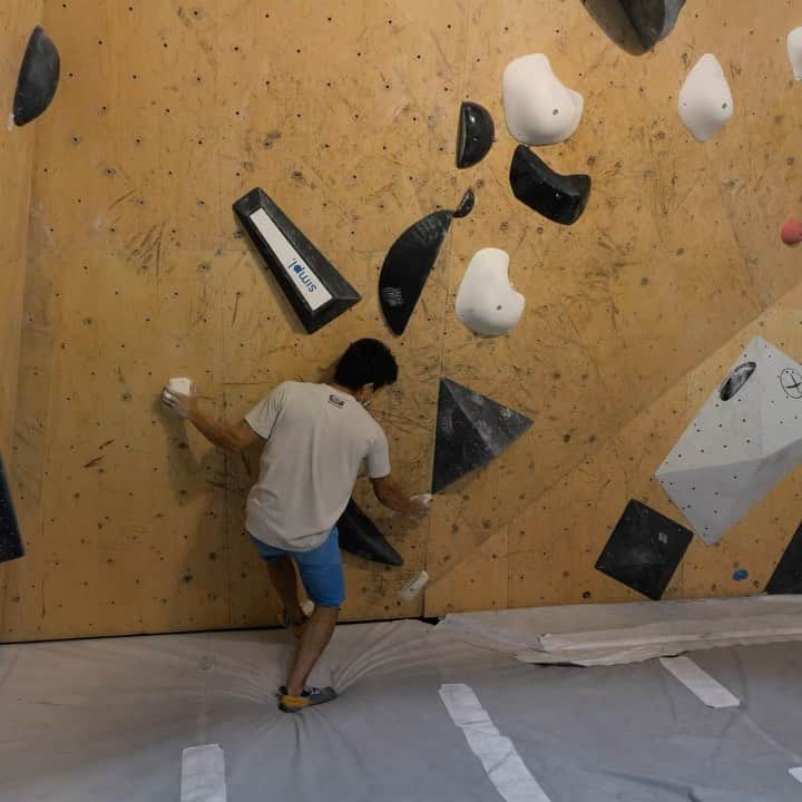 杉本怜のインスタグラム：「Another coordination boulder!﻿ set by Hide @bolz_climb ﻿ It was harder than it looks.﻿ ﻿ video by @youstagrum ﻿ Thank you!!﻿ ﻿ #マイナビ  #オリエンタルバイオ #みらい住宅開発紀行 #raffine #mammut #lasportiva #東京粉末 #グラビスアーキテクツ﻿ @orientalbio1991 @mammut_japan @lasportivajp @tokyopowder ﻿」