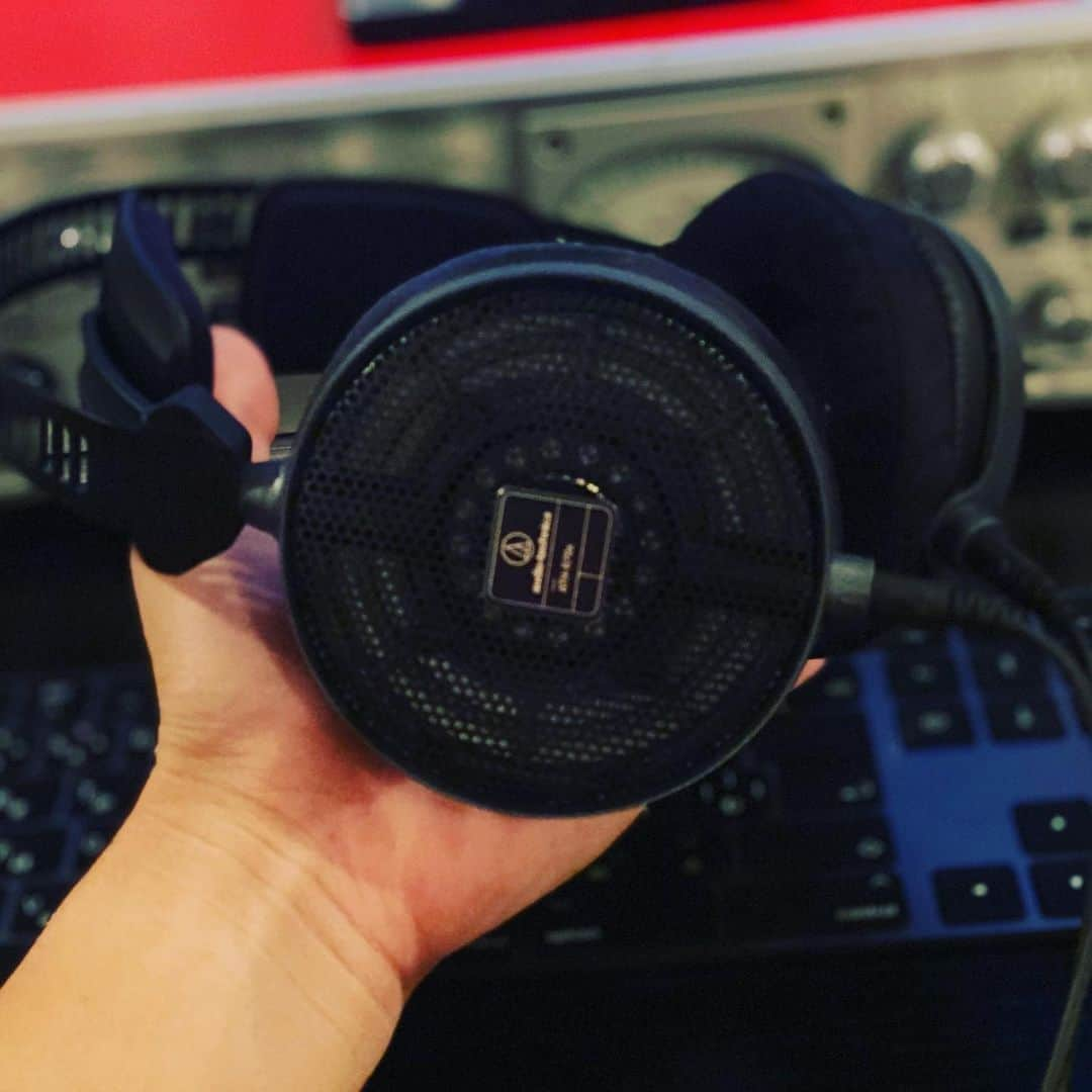 みーちゃんさんのインスタグラム写真 - (みーちゃんInstagram)「audio-technica ATH-R70x 作業用に買ったけど軽いし最高😏」7月11日 15時44分 - michan_yuma