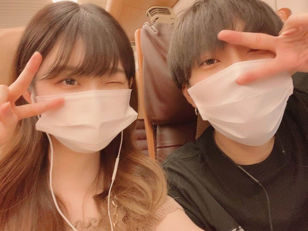 なつはるまきのインスタグラム：「行ってき〜ビュンビュン！✌🏻💨」