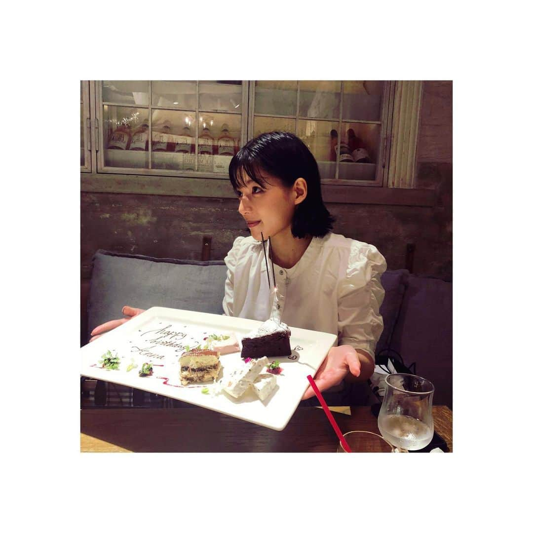 石井杏奈さんのインスタグラム写真 - (石井杏奈Instagram)「22歳になりました😊 たくさんのありがとうを込めて。  📸母」7月11日 17時40分 - anna_ishii_official