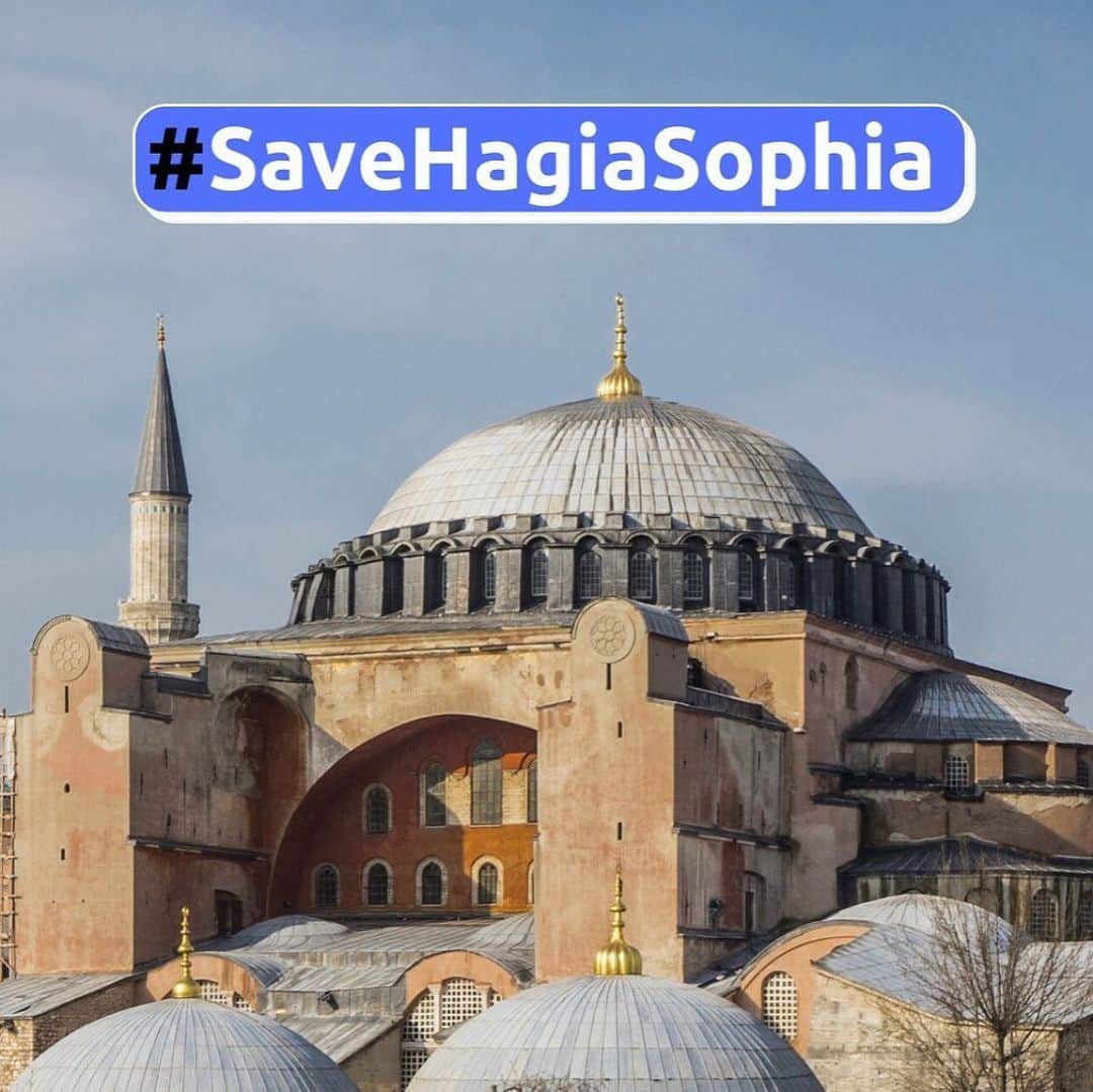 のインスタグラム：「#SaveHagiaSophia」