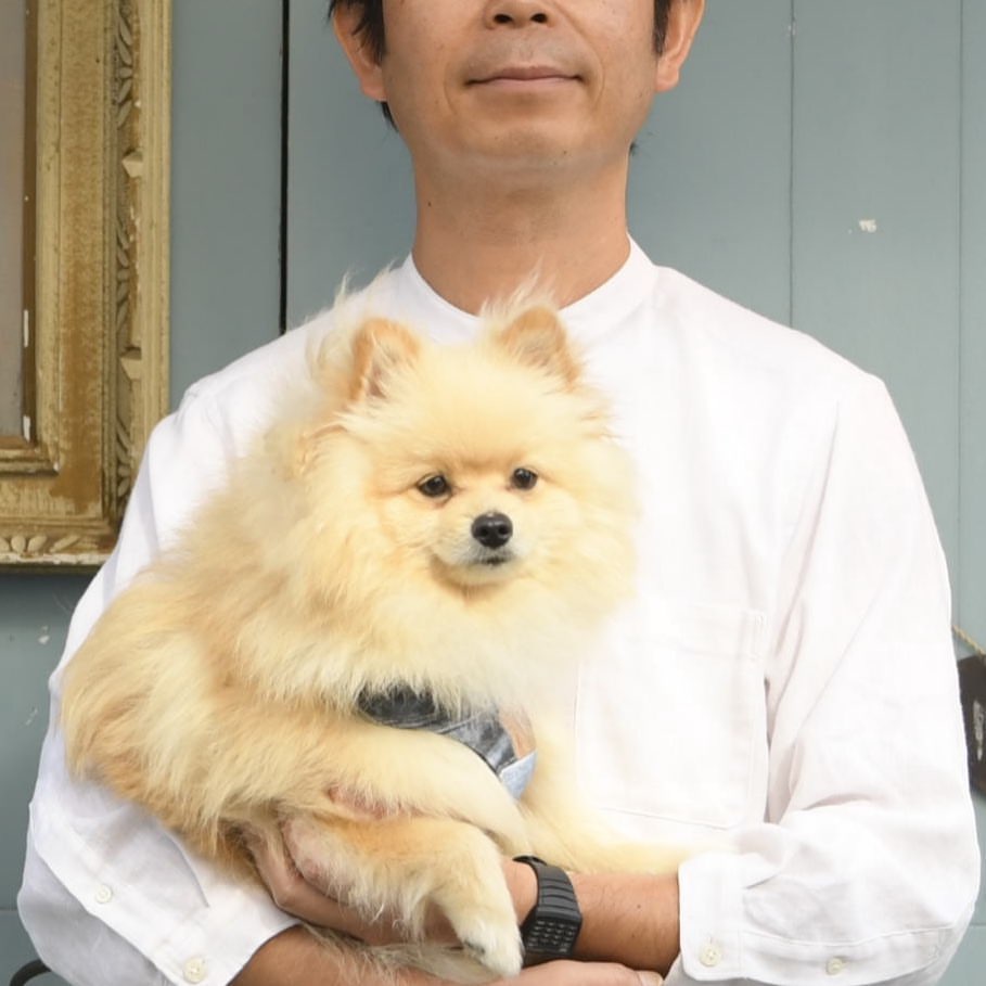 のインスタグラム：「生配信ライブやります！  2020.07.10update 生配信ライブ「Cheer up！001」開催決定！ 真心ブラザーズ　初の無観客生配信ライブが決定いたしました！ 当日は、皆さまからの書き込みにお応えするMCを交えながら、いつも通り和やかに、そしてバンドでのぶっとい合奏をお届けします！ 今回通常の視聴券とあわせ、当日のライブ写真10点をプレゼントするオマケ付チケットの販売もいたします。 モニター越しを感じさせないような、ご機嫌なライブにどうぞご期待下さい！  真心ブラザーズ 生配信ライブ 「Cheer up！001」 ■配信日時：2020年7月25日（土）17:00～18:10予定　 ※変更になる場合がございます。予めご了承ください ■視聴料（税込）：視聴券￥3,000 ／ オマケ付視聴券＊￥3,500 ＊オマケ付視聴券 ・当日のライブ写真10点をデジタルフォトにてプレゼント ・配信期間終了後、後日改めてイープラスより、ご登録のメールアドレスにダウンロードに関するご案内メールをお送りいたします ■視聴券販売期間：2020/7/11(土)10:00～2020/7/26(日)15:00まで 　受付URL：https://eplus.jp/mbcu1/ ※配信日2日前（7/23(木)AM00:00）からはカード決済のみでの販売となります。  ※途中から視聴した場合は、その時点からのライブ配信となり、生配信中は巻き戻しての再生はできません ※配信終了後、2020/7/26(日)17:00までアーカイブでご覧いただけます。 ※ライブ配信後に再配信処理を行いますのでご覧いただけない時間がございます ※【毎月第１、第3木曜日AM2時～8時】は、システムメンテンナンスのためアーカイブ視聴をご利用いただけません。ご了承ください。  ＊推奨環境：ご購入時に推奨環境を必ずご用意ください。また、端末やソフトウェアの故障や損傷がないこともご確認ください。推奨環境以外は一切のサポートを致しかねます ＊視聴方法：ご入金確認後メールで視聴URLをお知らせします（またはイープラス申込状況照会より「QRチケット表示」を押す）ので、購入時のイープラスID／PWでログインをしてください ＊通信環境：動画視聴には高速で安定したインターネット回線が必要です。圏外や電波が弱い場所ではないか、パケット残容量はあるかを必ず事前にご確認ください。お客様の通信状況により視聴できない場合でも、一切の責任を負いません ＊安全対策：イープラスのログインID/PWは、お客様の責任において厳重に管理し、他人には絶対に教えないでください。  視聴券ご購入はコチラ  Streaming+ご利用ガイド」