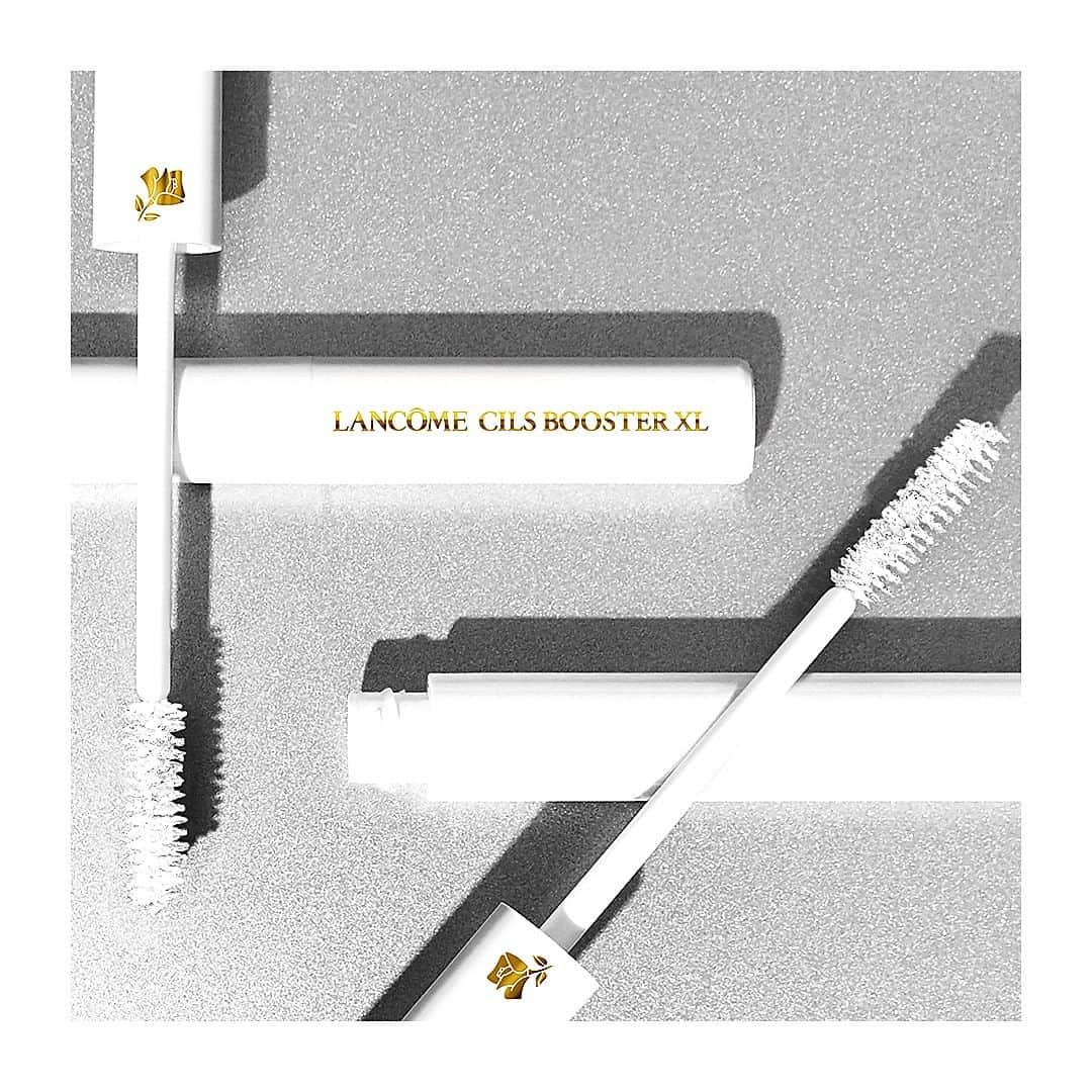 Lancôme Officialさんのインスタグラム写真 - (Lancôme OfficialInstagram)「Get all your lashes in line and make the most of your mascara with primer and make-up base Cils Booster XL. Your lashes have never looked this voluminous! #Lancome #CilsBoosterXL #MascaraPrimer」7月12日 3時59分 - lancomeofficial