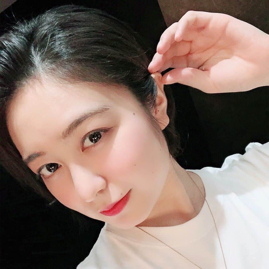 のインスタグラム：「・ 髪の毛を切りました✂︎  やっぱりショートが好き☺︎  #ショート」