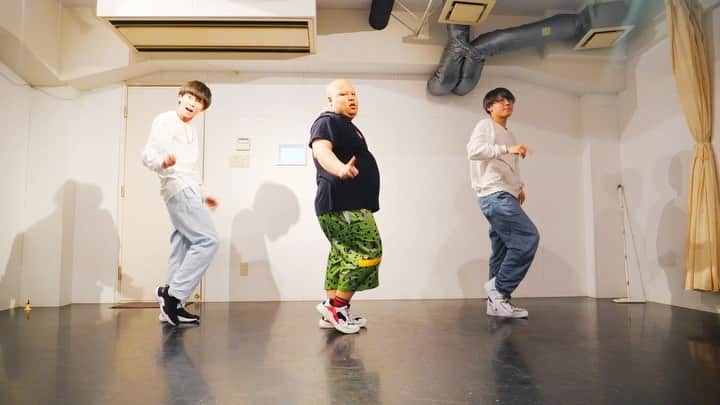 だいきのインスタグラム：「お兄ちゃんに踊らせるシリーズ好きだわぁw」