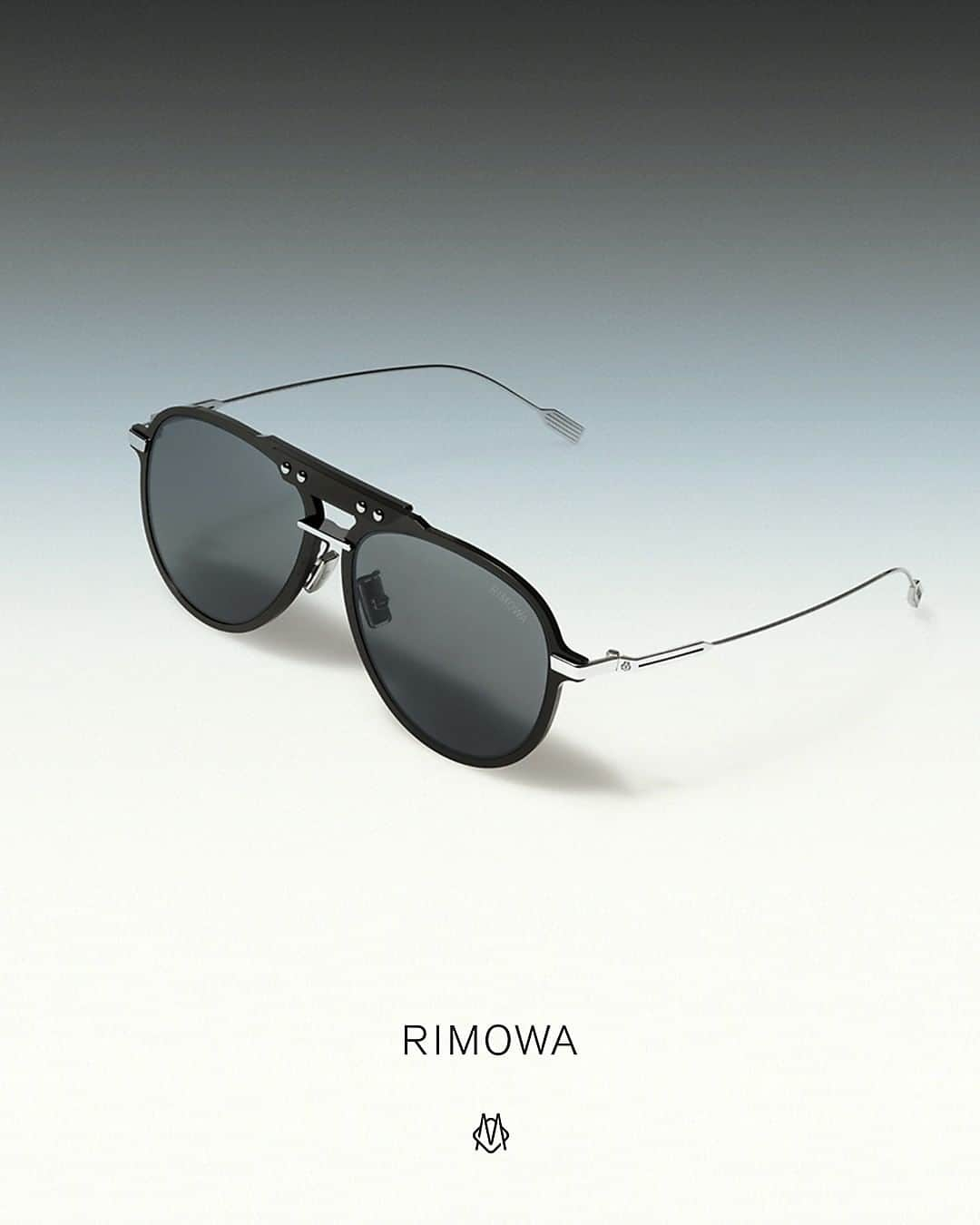 リモワさんのインスタグラム写真 - (リモワInstagram)「Iconic shades built to withstand the rigours of modern travel. ⁣ ⁣ ⁣ ⁣Shop the RIMOWA Eyewear collection through the link in bio.⁣ ⁣⁣ ⁣#RIMOWA #RIMOWAeyewear」7月11日 21時00分 - rimowa