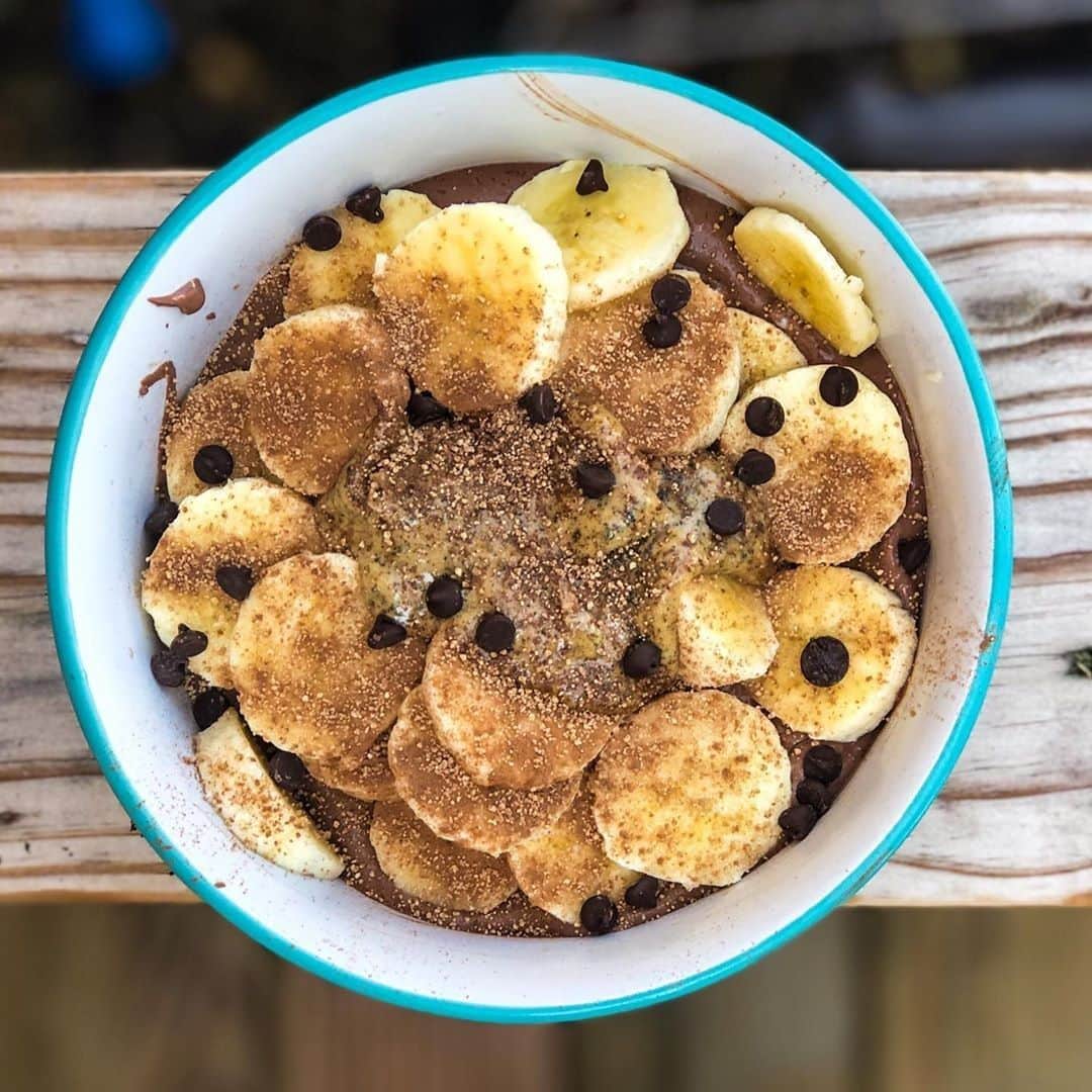 Flavorgod Seasoningsさんのインスタグラム写真 - (Flavorgod SeasoningsInstagram)「"Are y’all bored of seeing my protein yogurt breakfast bowls!?? 😅"⁠ -⁠ "Plain non fat Greek yogurt (0pts), Chocolate Protein Powder (2pts), Swerve Brown Sugar (0pts), Dark Chocolate Unsweetened Cocoa Powder (0pts), Banana (0pts), 1T American Dream Double Stuffed & Fluffed PB (2pts), Sugar Free mini chocolate chips (0pts) sprinkled with Flavor Gods Chocolate Donut Seasoning (0pts)."⁠ -⁠ Customer:👉 @balancedbrandi⁠ Seasoned with:👉 #Flavorgod Chocolate Donut Topper⁠ -⁠ Add delicious flavors to any meal!⬇⁠ Click the link in my bio @flavorgod⁠ ✅www.flavorgod.com⁠ -⁠ Flavor God Seasonings are:⁠ ✅ZERO CALORIES PER SERVING⁠ ✅MADE FRESH⁠ ✅MADE LOCALLY IN US⁠ ✅FREE GIFTS AT CHECKOUT⁠ ✅GLUTEN FREE⁠ ✅#PALEO & #KETO FRIENDLY⁠ -⁠ #food #foodie #flavorgod #seasonings #glutenfree #mealprep #seasonings #breakfast #lunch #dinner #yummy #delicious #foodporn」7月11日 21時01分 - flavorgod
