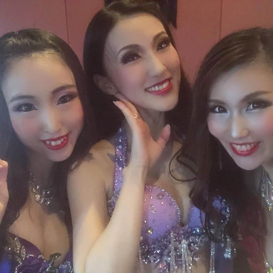 岡村真依さんのインスタグラム写真 - (岡村真依Instagram)「オフショット✨✨ ・ #bellydance #bellydancer #bellydancejapan #beauty #beauties #bombshell #sexy #ベリーダンス #舞台裏 #オフショット #💋」7月11日 21時02分 - maimai_maai