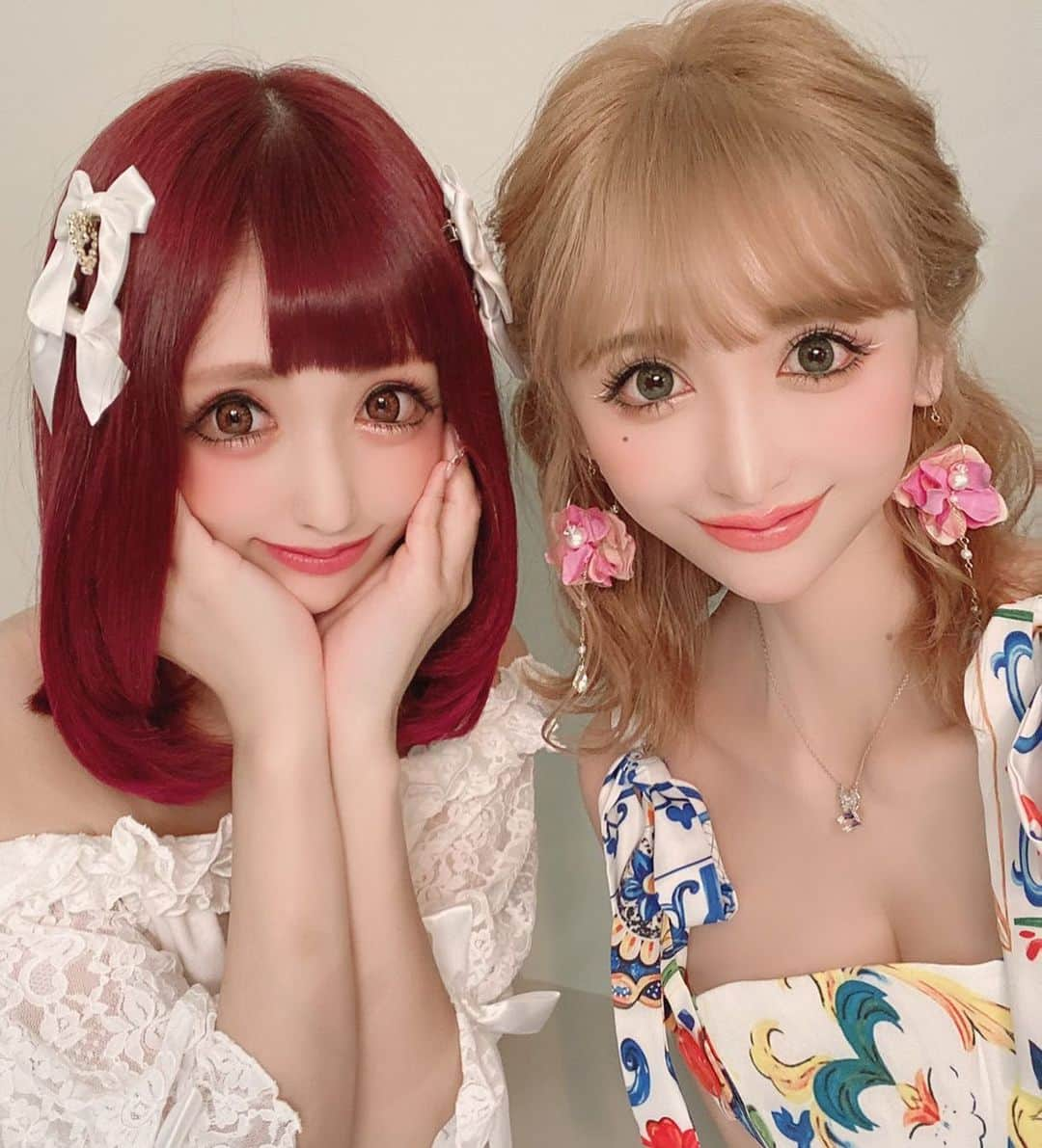 桜咲姫奈さんのインスタグラム写真 - (桜咲姫奈Instagram)「さきちゃん(@saki_411 )💗💗🥺 昔から変わらない可愛さ💕💕 ほんとお人形さんみたい🎀🧸 まさかの7年ぶりくらいに 写メ撮った♡  #姉ageha #撮影」7月11日 21時05分 - himena_ousaki