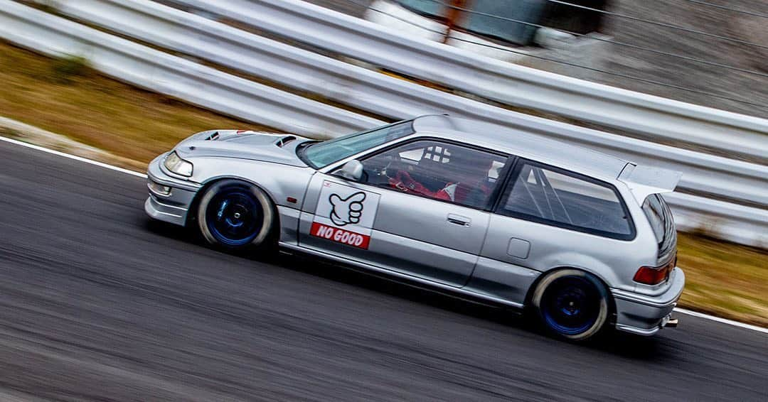 mistbahnさんのインスタグラム写真 - (mistbahnInstagram)「_ CAR SHOP PANTHER Honda EF9 CIVIC SiR _ _ Shot on 17-Nov 2019 "HONDA ONE MAKE RACE" organized by @aslan_inc_japan at Central Circuit (Hyogo, Japan) _ owner: @kiyo_ef9 photo: @mistbahn _ _ JP) 2019年11月17日、セントラルサーキットで開催されたアスランさん( @aslan_inc_japan )主催の「ホンダ・ワンメイク・レース」にて撮影。 _ _ #hondaonemakerace #aslan #アスラン #aslan_inc_japan #centralcircuit #セントラルサーキット #honda #civic #hondacivic #ホンダシビック #シビック #ef9 #ef #efcivic #hondacivicsir #carshoppanther #カーショップパンター #bseries #b18 #b18c #nogoodracing #ノーグッドレーシング #osakajdm #kanjo #kanjostyle #kanjoracer #kanjozoku #timeattack #timeattackjapan #hondasontrack」7月11日 21時19分 - mistbahn