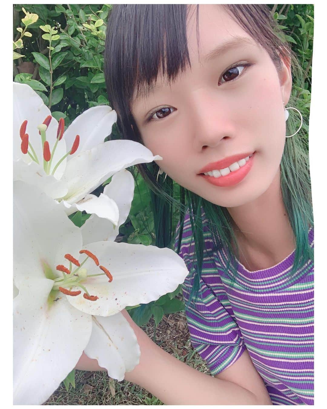 なみなみのインスタグラム：「♪ 今日は朝から撮影でした☺️ . 梅雨の期間にもかかわらず、最高に天気もよくていい撮影日和でした📷 . 完成したらUPするのでお楽しみに🥰 . #いーどぅし」