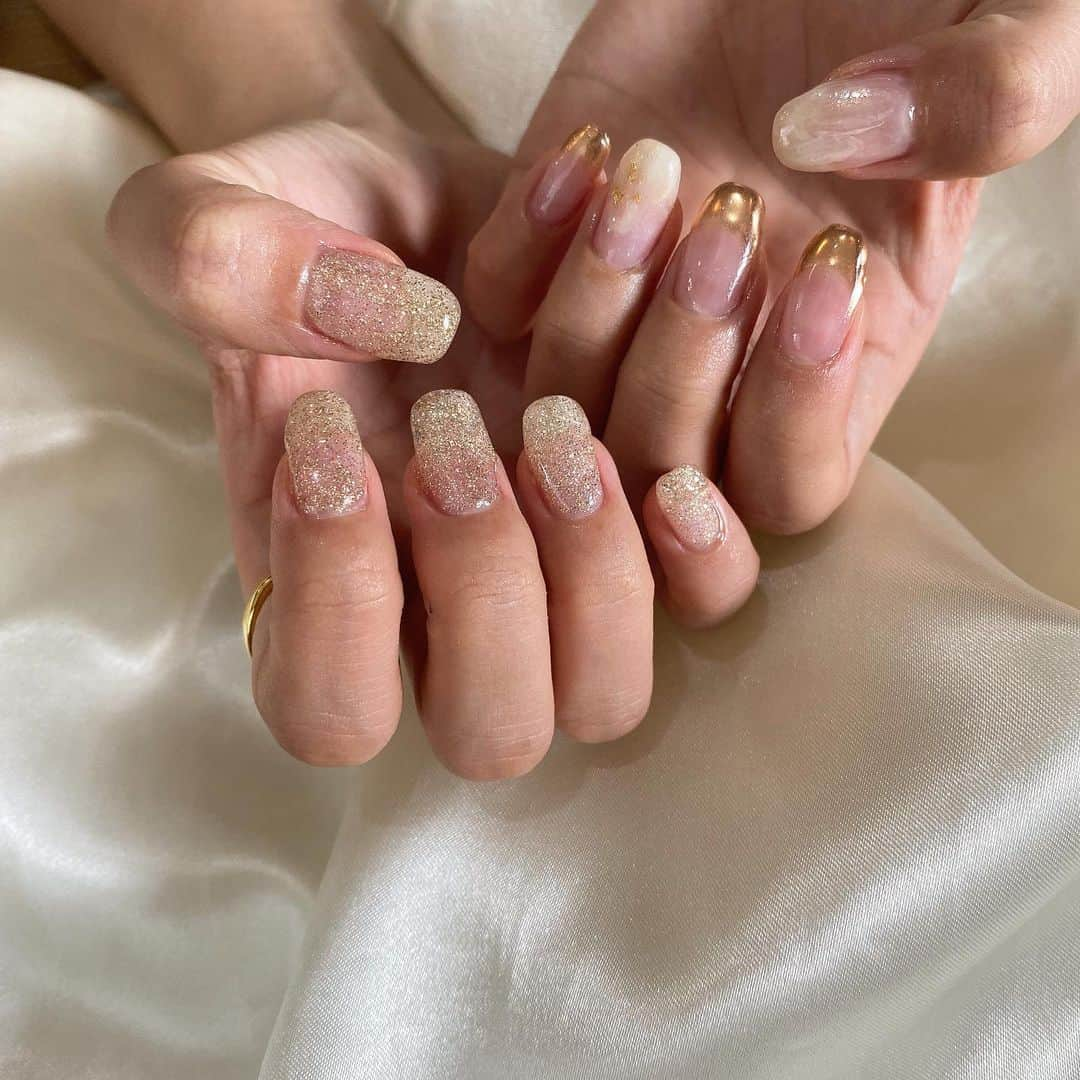 中嶋桃花さんのインスタグラム写真 - (中嶋桃花Instagram)「new nail🤍  可愛くしてもらった〜 きらきら💫  #nail #gelnail #nuancenail #naildesing #ニュアンスネイル #夏ネイル #ミラーネイル #モモnails」7月11日 21時49分 - momoka_nakajima