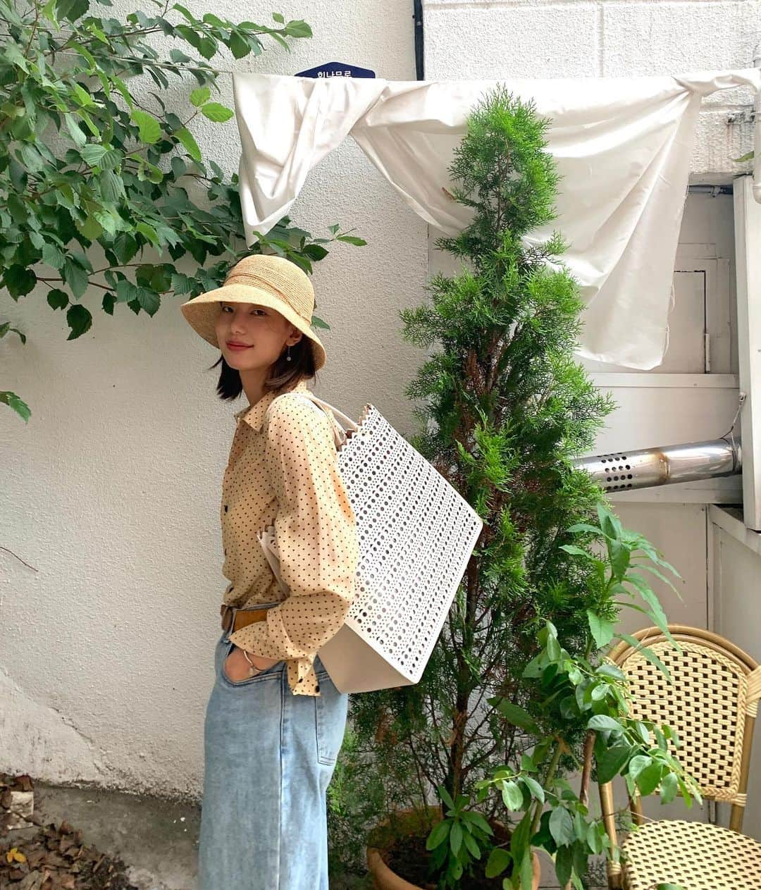 イ・ホジョンさんのインスタグラム写真 - (イ・ホジョンInstagram)「Summer 🌱😸」7月11日 22時04分 - holly608