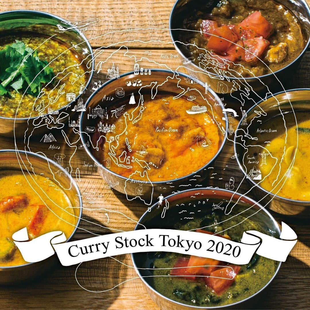 スープストックトーキョー 公式さんのインスタグラム写真 - (スープストックトーキョー 公式Instagram)「🟨🟨 Curry Stock Tokyo 🟨🟨﻿ 今年のCurry Stock Tokyoのテーマは「旅」。﻿ 旅に出ることがなかなかできないこの夏、﻿ Curry Stock Tokyo では、ひとさじから﻿始まる旅へ 皆様をご案内します。﻿✈️ ﻿ 7月20日(月)~24日(金)の開催にあたり﻿続報です。 オンラインショップやUber Eats﻿などオンライン開催の 概要を特設サイトにてお先に公開しました🔍﻿ 現在、店頭での開催については対応策含め﻿調整を 行っており、16日頃に情報公開を﻿予定しています。﻿ ﻿ 公式オンラインショップでは、﻿16日までのご購入で、 開催初日の﻿20日前後にお届けできるようなセットが﻿ 今日から新発売いたしました！🎉🎉﻿ 全国の皆さまにご自宅からも参加して﻿いただけます👌 早速ご紹介していきますね。﻿今年は、今できる方法で。 みなさんにとっての、夏の楽しみにカウントして いただければ嬉しいです。 ﻿ #CurryStockTokyo﻿ #soupstocktokyo」7月11日 22時38分 - soupstocktokyo