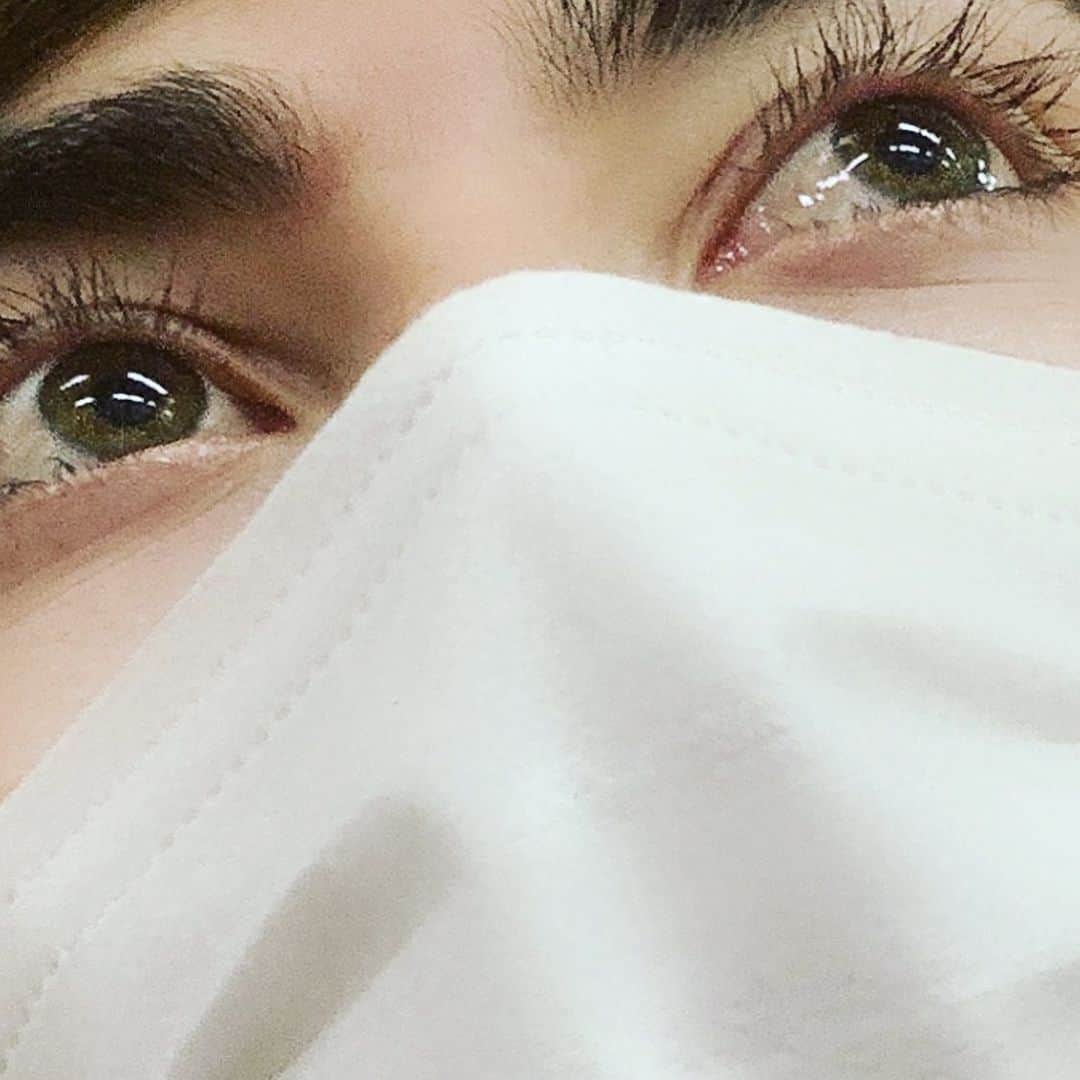 James Jのインスタグラム：「ドアップ」
