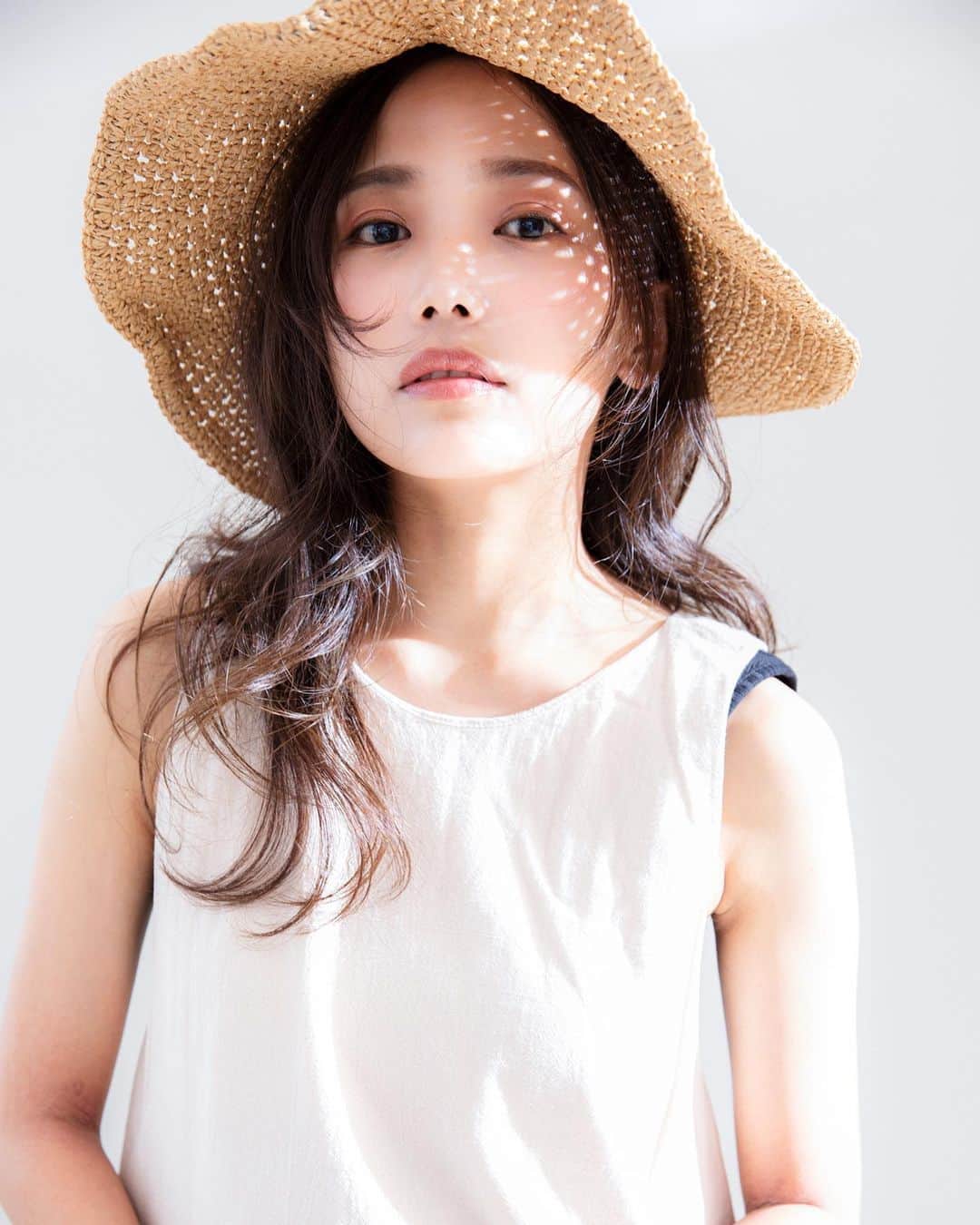 Yuta Misumiのインスタグラム：「. 天気だけでも夏が来て欲しいので髪で気分変えてみませんか🙃 hairmake: @saori_naka_ochi_da  #岡崎市美容室#myhairdesign#かわいいをすぐそばで」