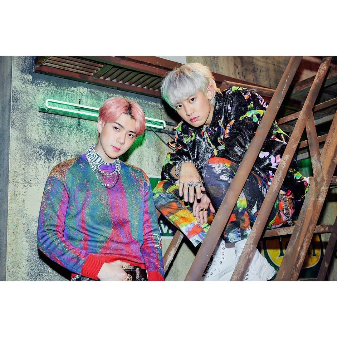 EXOさんのインスタグラム写真 - (EXOInstagram)「세훈&찬열 EXO-SC  The 1st Album [‘1 Billion Views’]  🎧 2020.07.13. 6PM (KST) 👉🏻 exo-sc.smtown.com  #세훈_찬열 #SEHUN_CHANYEOL #EXO_SC #1BillionViews #10억뷰 #EXO_SC_10억뷰 #세훈 @oohsehun #SEHUN #찬열 #CHANYEOL @real__pcy #엑소 #EXO #weareoneEXO @weareone.exo」7月12日 0時01分 - weareone.exo