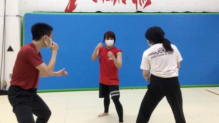 中島翔子のインスタグラム：「金曜日の立ち回り。よたよた… #aacstuntsgym #action」