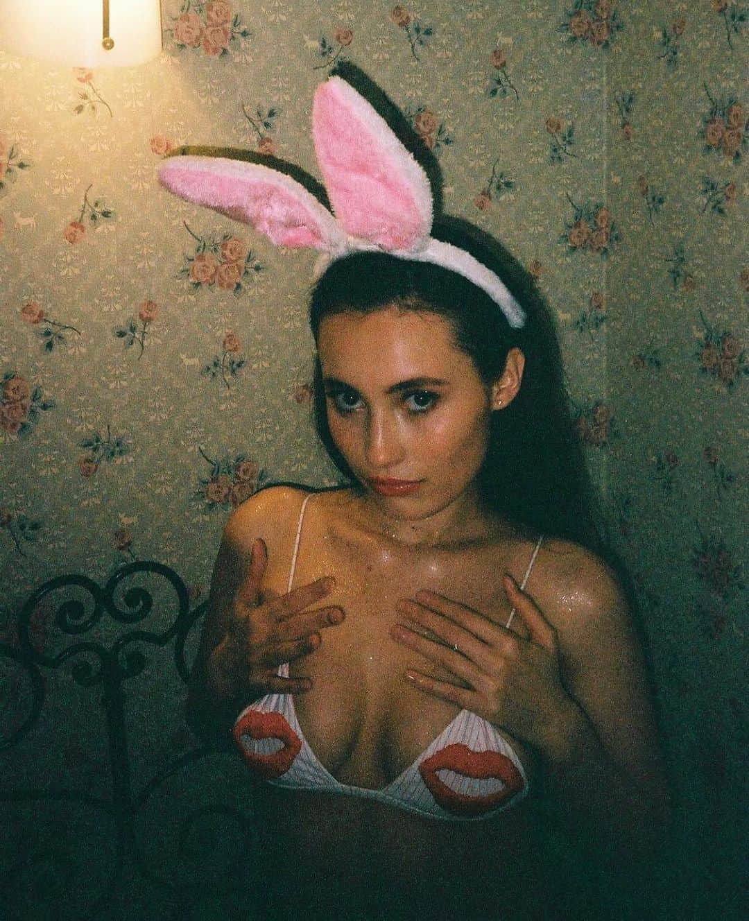 maya kibbel キベルまやのインスタグラム：「One of my favorite shoots, with some of my favorite people. @julinoguchi @rurikaklausen @risa.hoshino for @lolliswim 🦋 pt. 2」