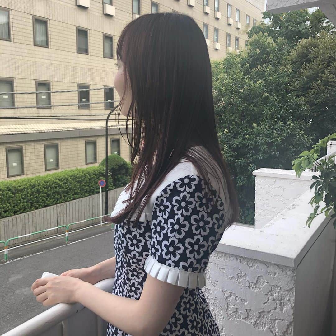 CHIHARUさんのインスタグラム写真 - (CHIHARUInstagram)「ほんのり 紫色をいれてもらいました。手には、マスク。夏のマスクって、ほんとしんどいよね・・」7月12日 1時24分 - chihalook1108