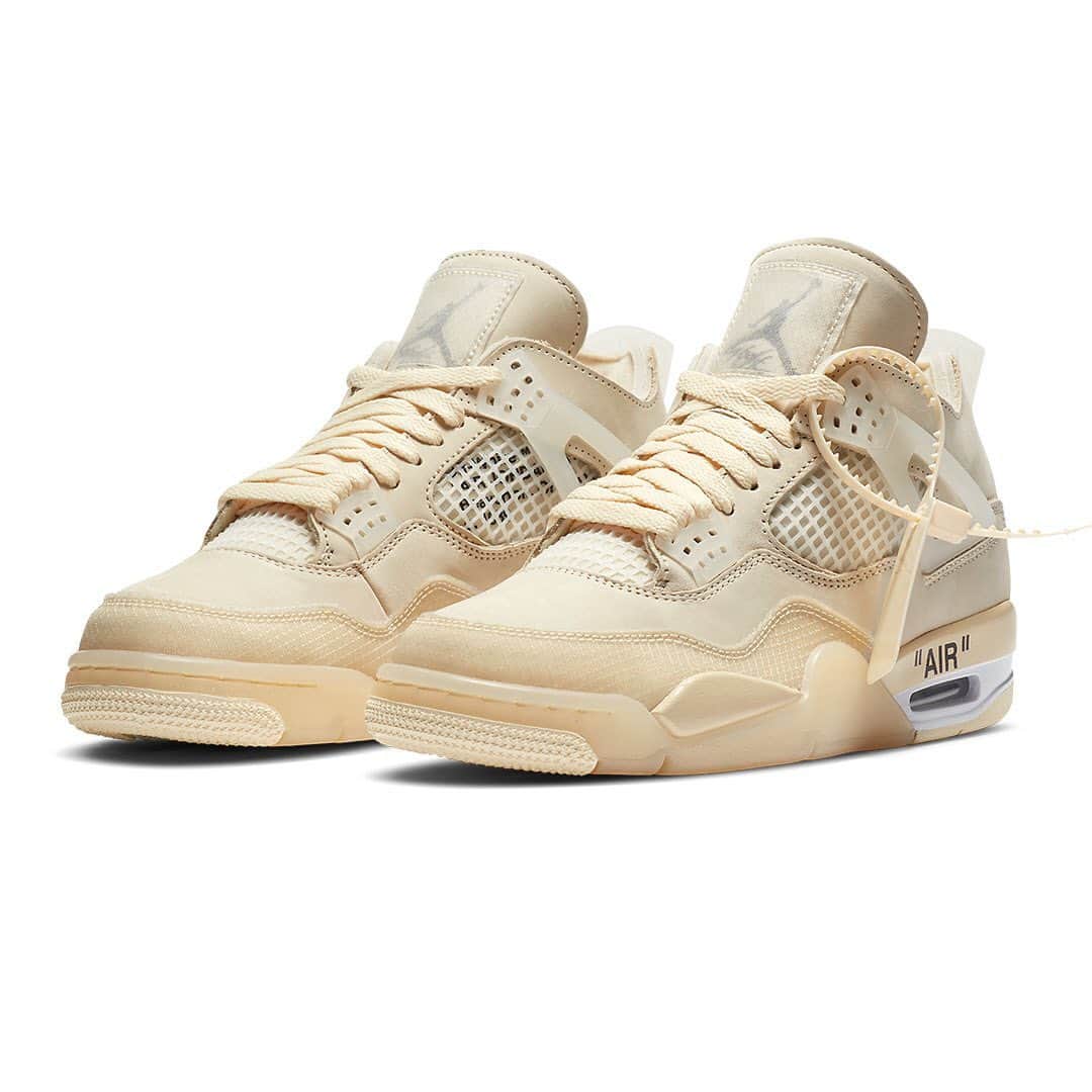 HYPEBEASTさんのインスタグラム写真 - (HYPEBEASTInstagram)「@hypebeastkicks: Take an official look at the women's exclusive @off____white x Air Jordan 4 "Sail." The pair originally debut during Off-White™‘s Fall/Winter 2020 runway presentation and features a predominantly sail upper. The pair sports a number of the signature Off-White embellishments such as the "AIR" on the midsole, Zip-Tie, and the Helvetica print on the medial side. These are set to release on July 25 for $200 USD via SNKRS.⁠⠀ Photo: @nike」7月12日 2時42分 - hypebeast