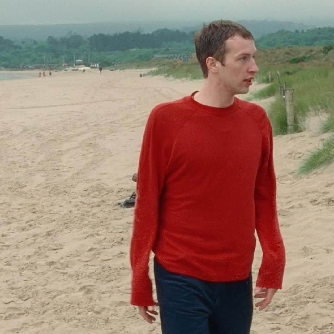 Coldplayのインスタグラム：「We just posted an unseen clip of an alternate Yellow video over on the official Coldplay TikTok page. PH」