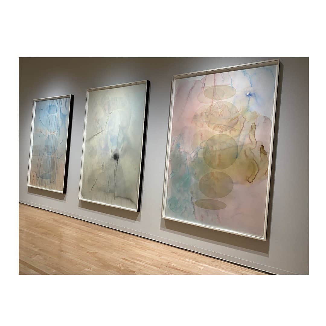 平原歩のインスタグラム：「#東京現代美術館#オラファーエリアソン   清澄白河をお散歩🚶‍♀️🚶‍♂️ かわいいお皿にも出会えて大満足  美術館も久しぶりに行けてとっても楽しかった☕︎ もっかい行きたい。  #ときに川は橋となる  #サステナブル」