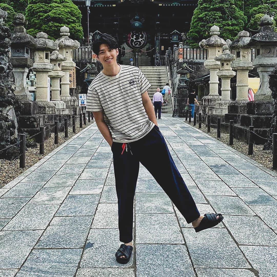 黄皓さんのインスタグラム写真 - (黄皓Instagram)「成田山でも #ootd  Tops:#loewe  Trousers:#marni  Shoes:#jilsander @loewe @marni @jilsander」7月12日 13時26分 - haohaohaokun