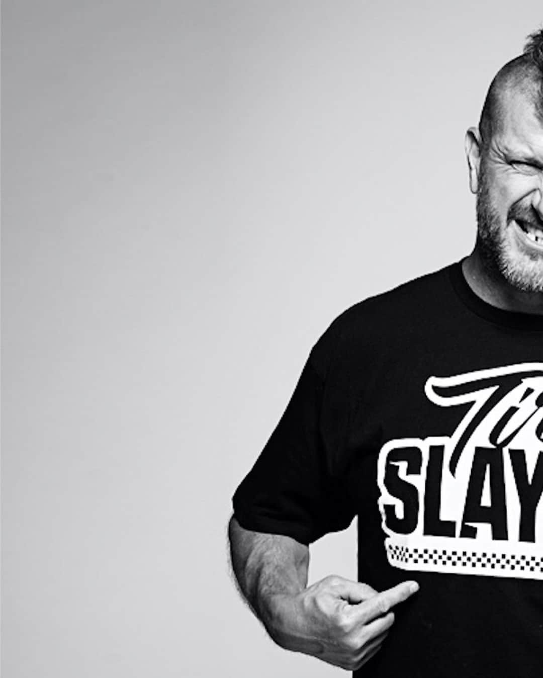 ケン・ブロックさんのインスタグラム写真 - (ケン・ブロックInstagram)「One of my fav things to do in life: slay tires. New #tireslayer shirt available from @theHoonigans now. 📸: @blabacphoto」7月12日 6時09分 - kblock43